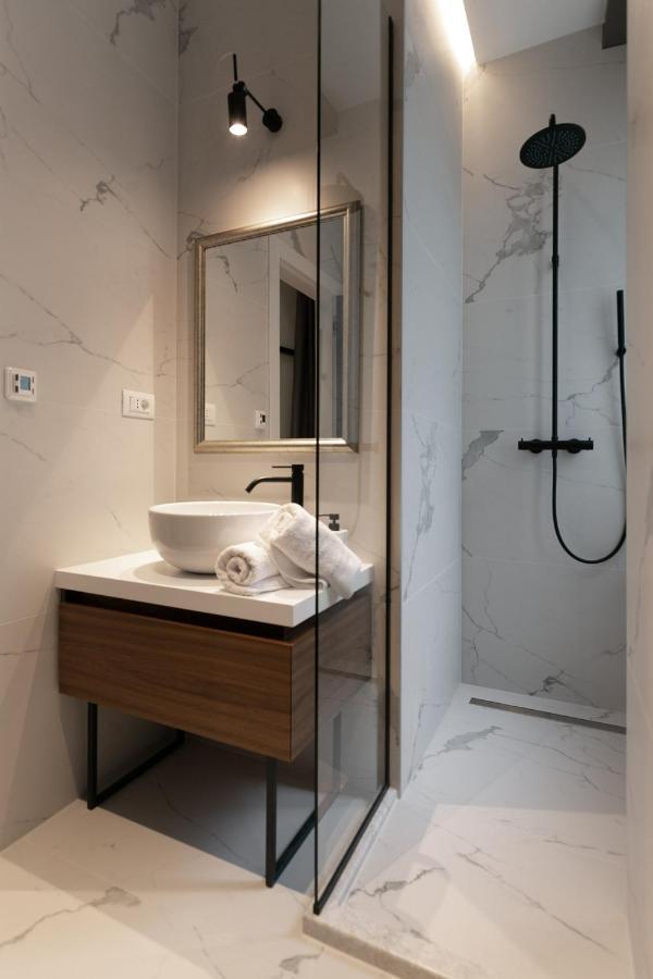 Harbour Residence Apartments Rijeka Exterior foto